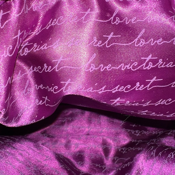 Vintage Victoria’s Secret Velvet Handbag - Picture 5 of 11